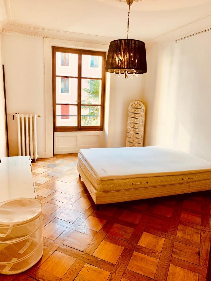 Bel Appartement City Center Geneva Exterior photo